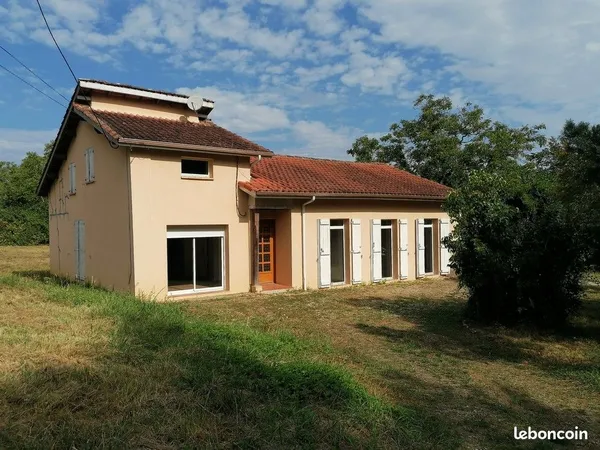 Jolie maison de campagne a eauze (32)