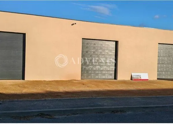 Local logistique 46 m²