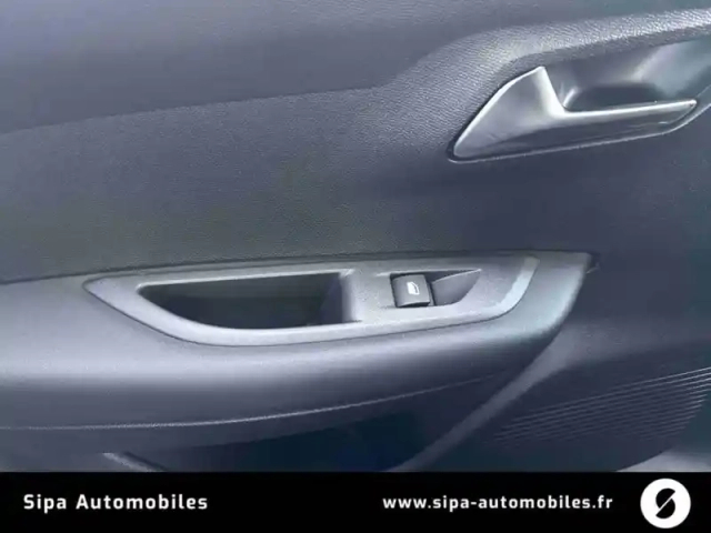Lancia Ypsilon turbo 100ch bvm6 — photo 17