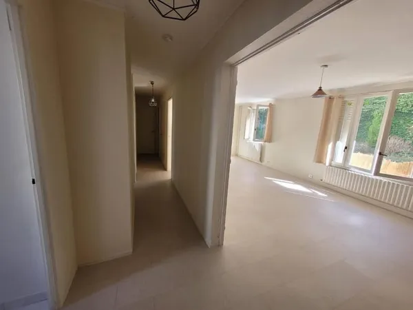 Appartement 4 pièces 80 m²