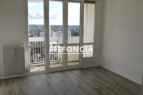 Appartement 4 pièces 81 m²