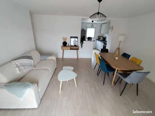 Appartement T3 Meublé de 64,80 m² au centre de Pléneuf