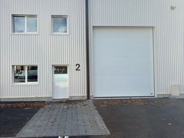 Local d’activité et entrepôt Location Kervignac 1p 153m² 1350€