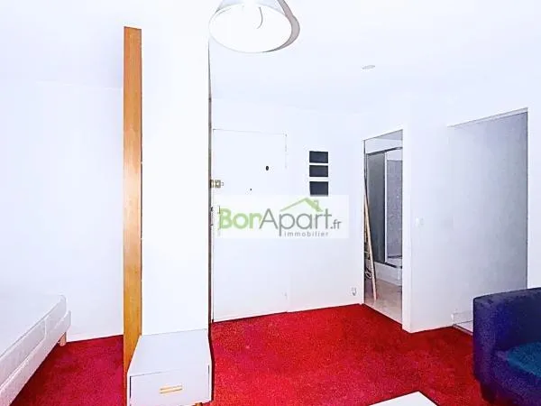 Studio / 28m² / La Varenne Chennevières (RER A)