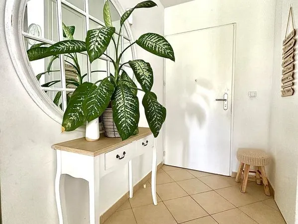 Appartement T3 Meublé Proche Aéroport