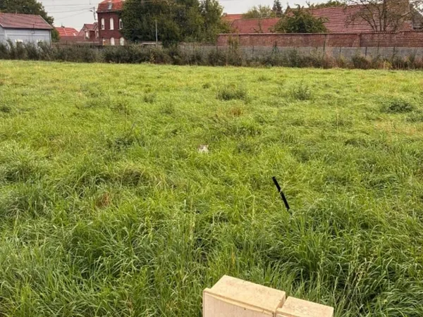 Terrain 416 m²