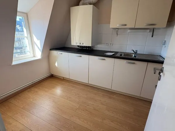 METZ GARE - APPARTEMENT F4 -3 CHAMBRES