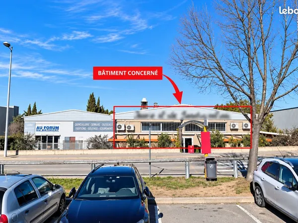 Local commercial 300 m², Pôle d'activités Aix-les-Milles