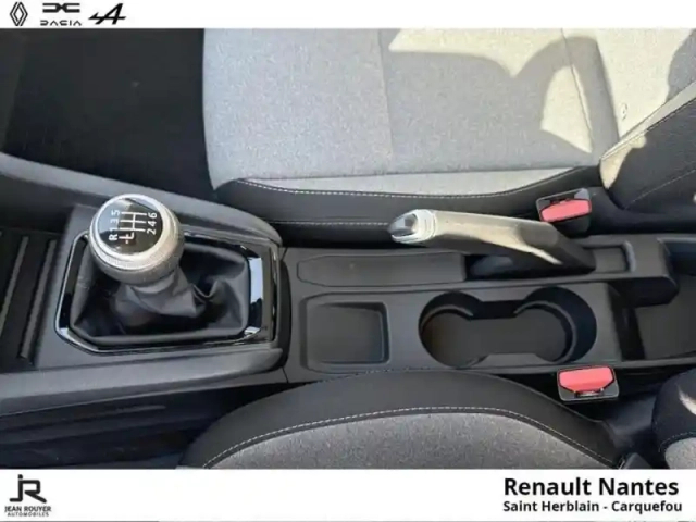 Renault Clio 1.0 tce 90ch evolution - auto ecole — photo 3
