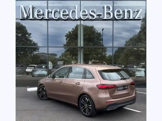 Mercedes Classe B 180 d progressive line — photo 23