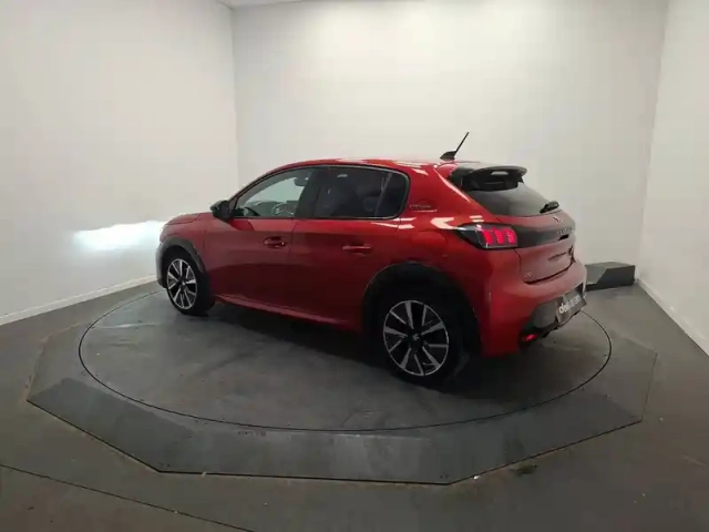 Peugeot 208 puretech 100 s&amp;s bvm6 — photo 2