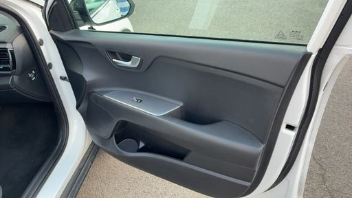 Kia Stonic 1.0 T-GDi 120 MHEV - GT Line Premium – 2022 – 28145 km – Hybride essence – Boîte Manuelle — photo 30