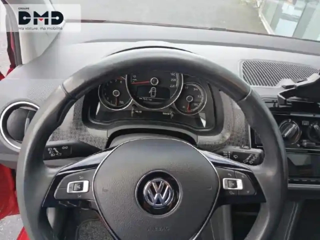 Volkswagen Up ! 1.0 75ch bluemotion technology ! connect 5p euro6d-t — photo 7