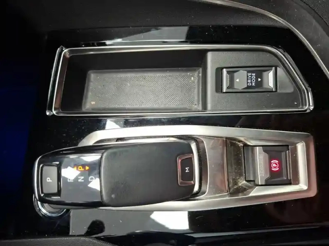 Peugeot 3008 puretech 130ch s&amp;s eat8 — photo 30
