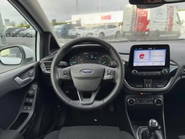 Ford Fiesta 1.0 flexifuel 95ch  titanium x 5p — photo 9