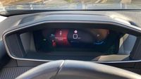 Peugeot 2008 1.2 PureTech 130ch S&S Allure EAT8 — photo 10