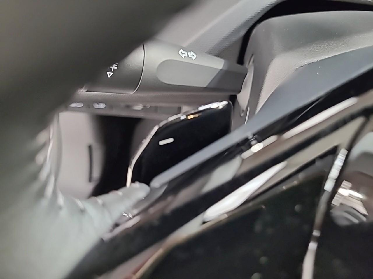 Peugeot 308 phev 180 e-eat8 allure — photo 27