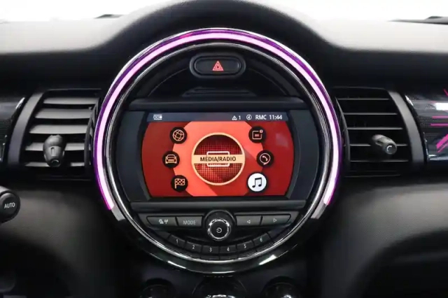 Mini Mini hatch 5 portes cooper 136 ch — photo 54