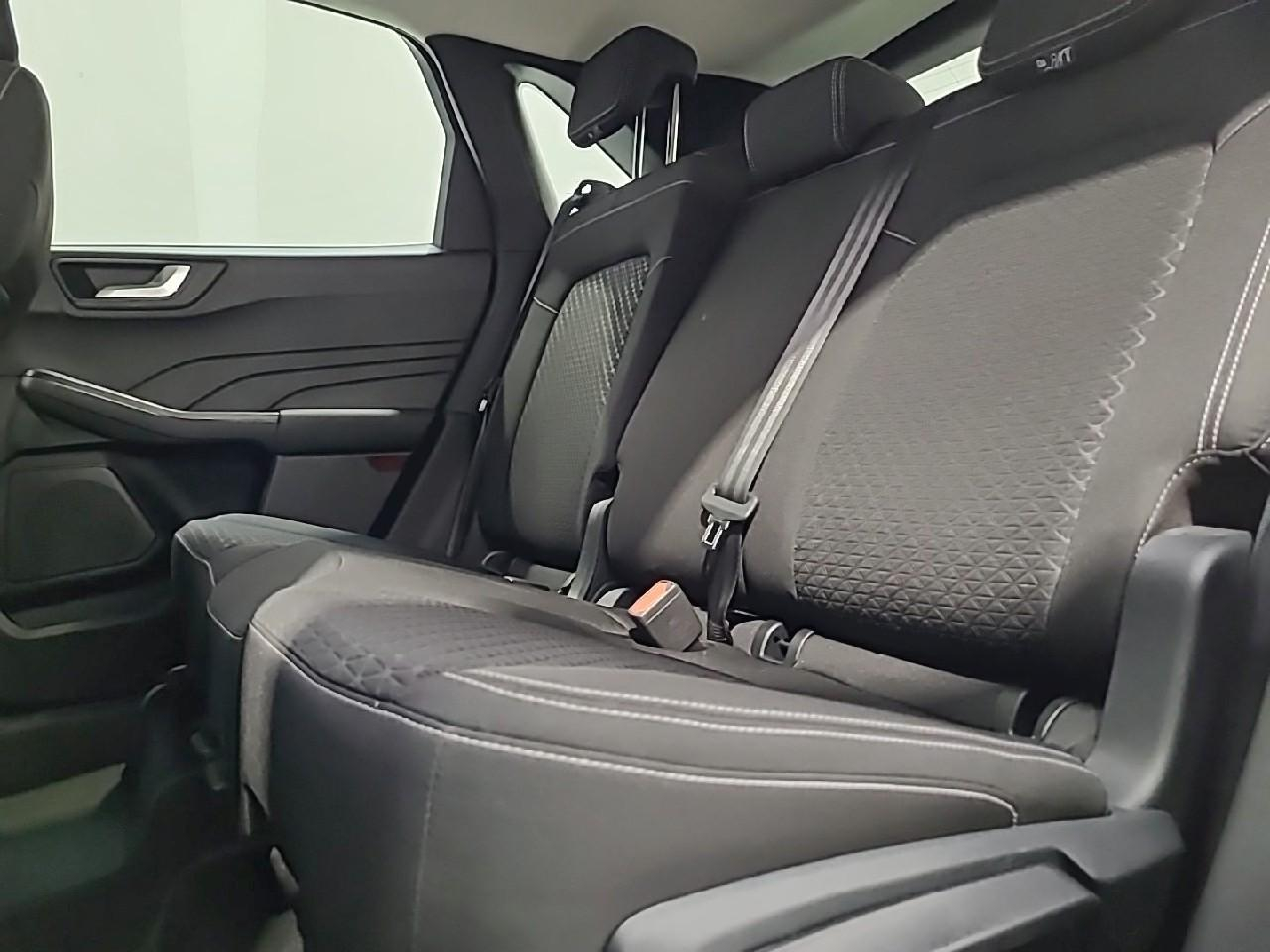 Ford Kuga 2.5 duratec 180 ch flexifuel fhev e85 powershift t — photo 13
