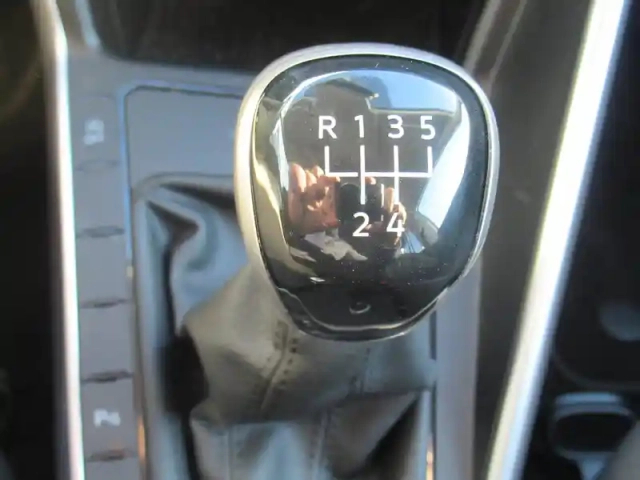 Volkswagen Polo 1.0 tsi 95 s&amp;s bvm5 — photo 60
