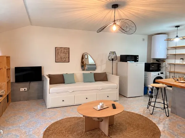 Studio meublé rénové 21 m² - Pau centre - 430 CC
