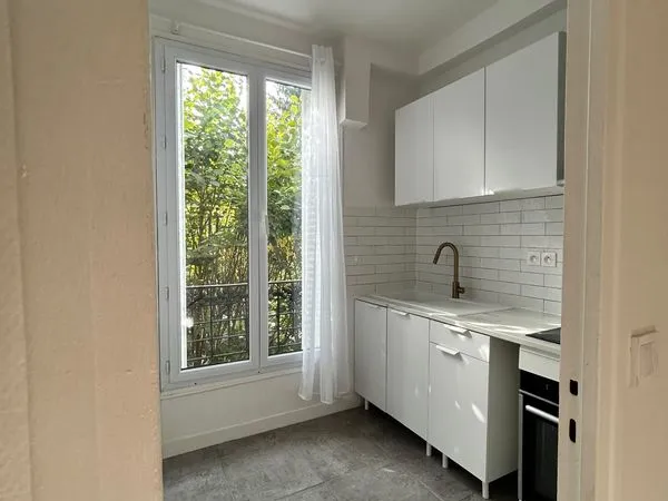 Studio 1 pièce 27 m²