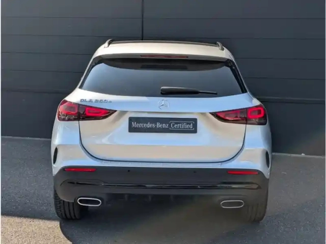 Mercedes Gla 250 e — photo 4