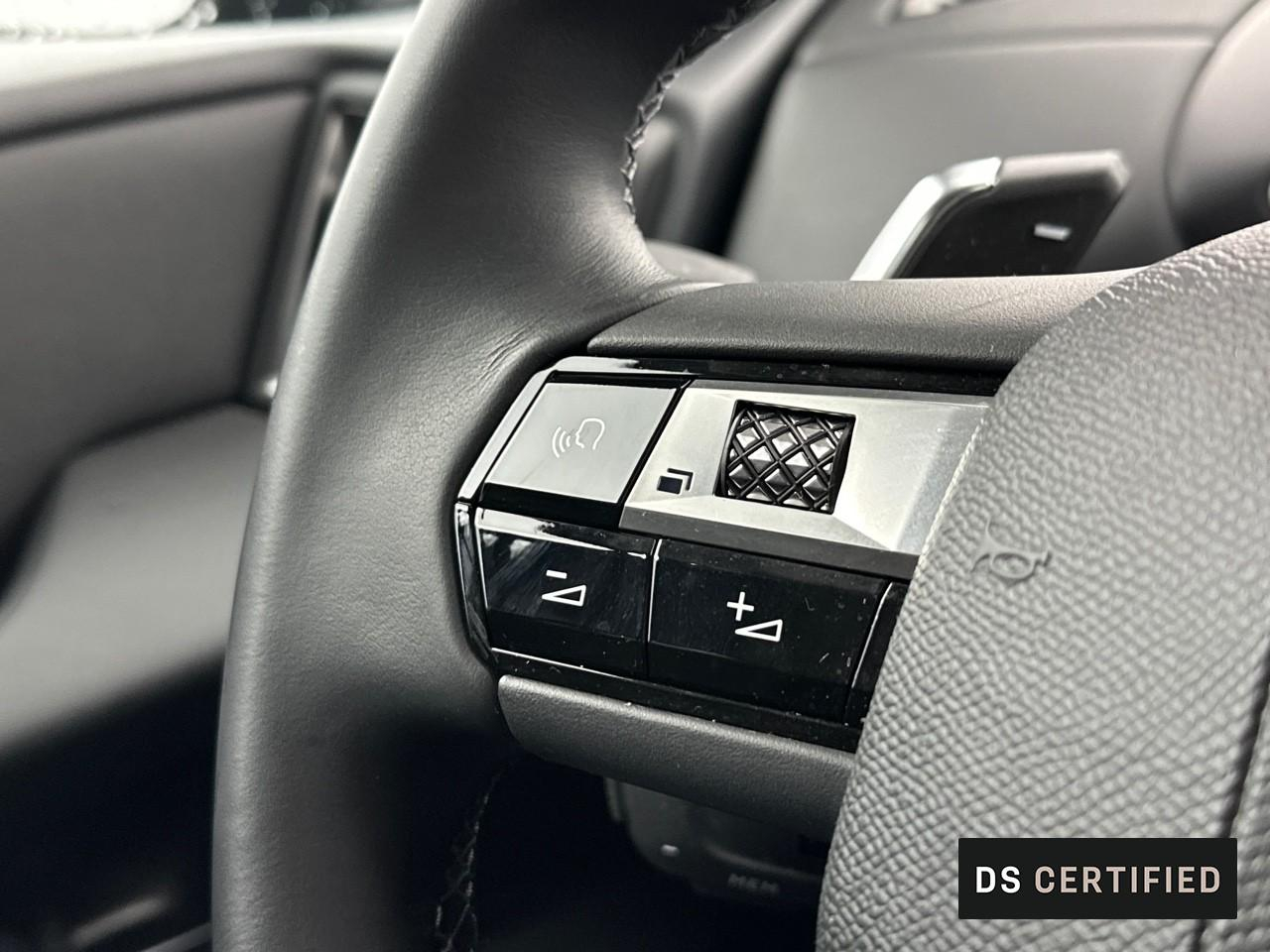 Ds Ds 3 crossback puretech 130 s&s eat8 business — photo 19