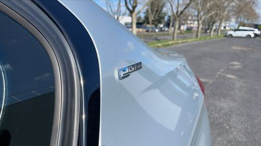 BMW Serie 3 330e 252 Plug in Hybrid BVA8 - M Sport – 2016 – 77189 km – Hybride rechargeable – Boîte Automatique — photo 12