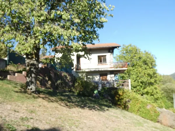 BUSSANG (88) Maison à vendre T6 pièces de 130m² terrain 1100m²