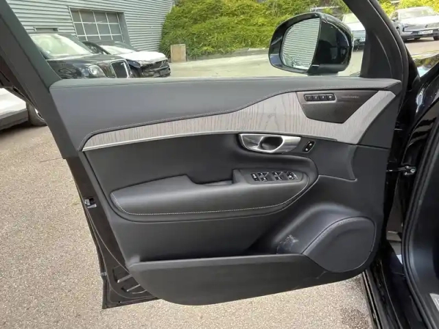 Volvo Xc90 t8 awd hybride rechargeable 310+145 ch geartronic 8 7pl — photo 14