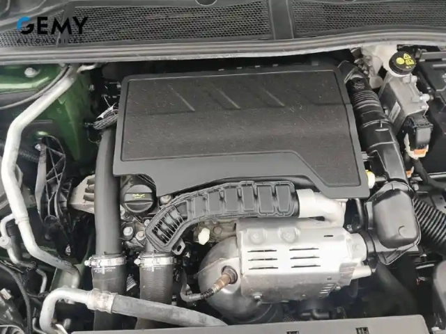 Peugeot 308 puretech 130ch s&amp;s eat8 — photo 12
