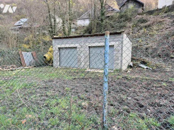Terrain 945 m²
