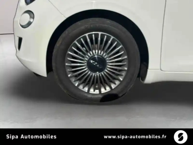 Fiat 500 e 95 ch — photo 9