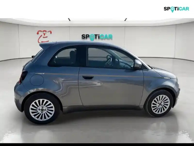 Fiat 500 e 118ch my23 — photo 7