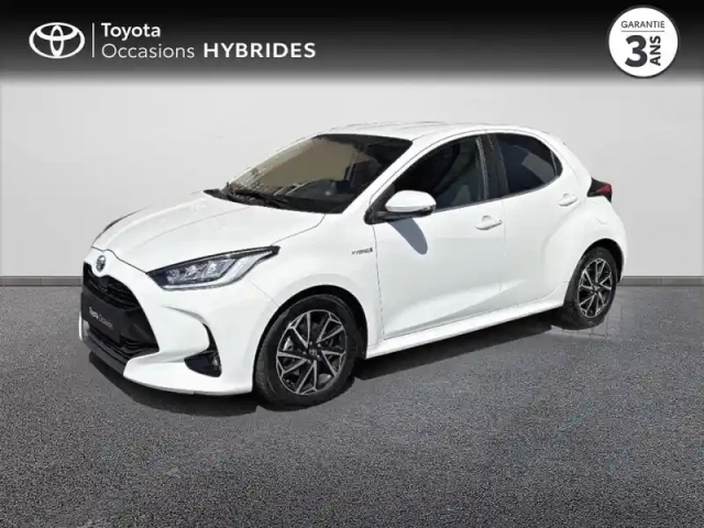 Toyota Yaris 116h design 5p my22