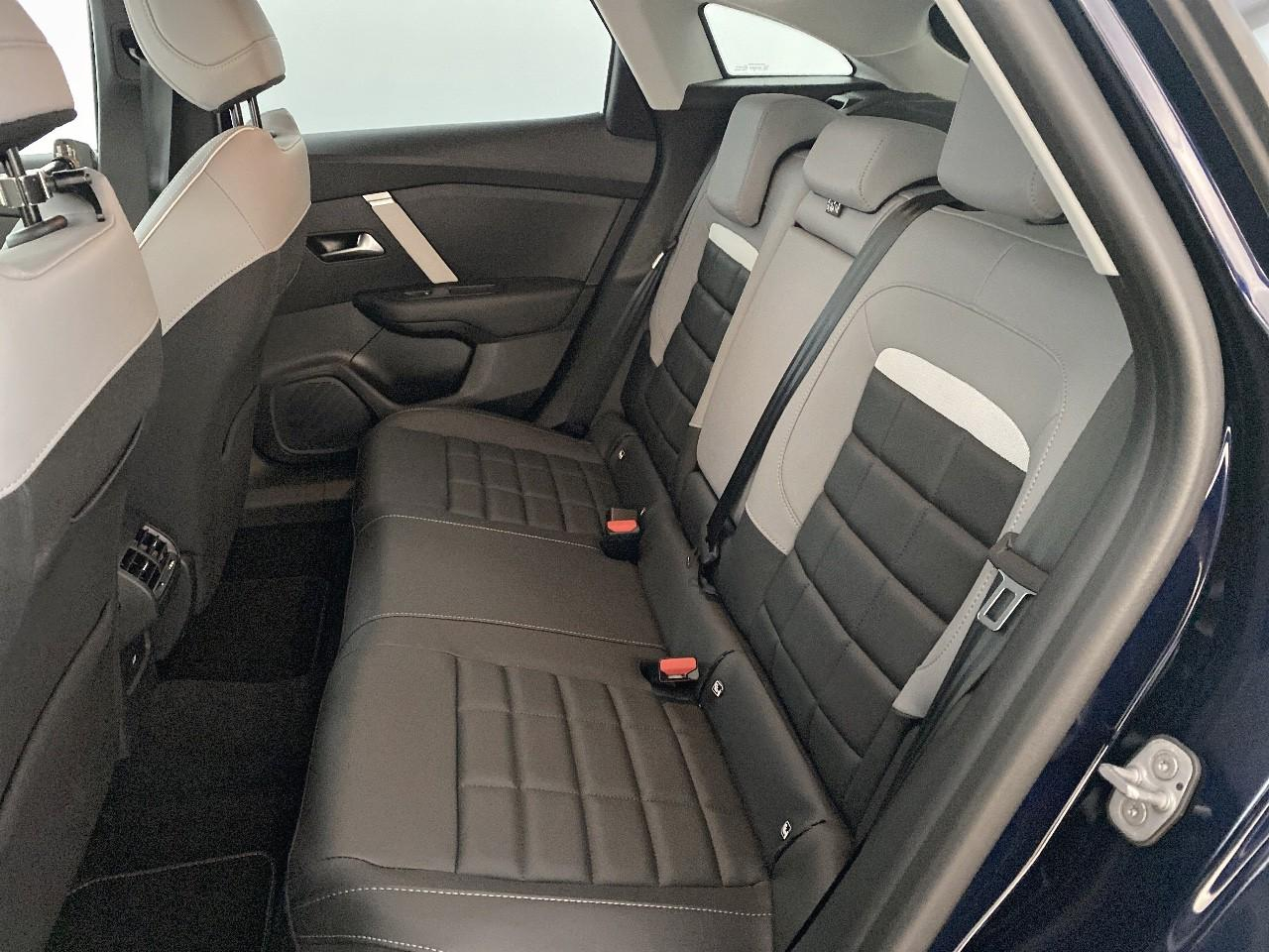 Citroën C4 hybride 136 e-dcs6 max — photo 10