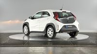 Toyota Aygo X 1.0 VVT-i 72ch Dynamic — photo 8