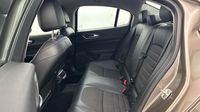 Alfa Romeo Giulia 2.2 JTD 150ch AT8 — photo 13