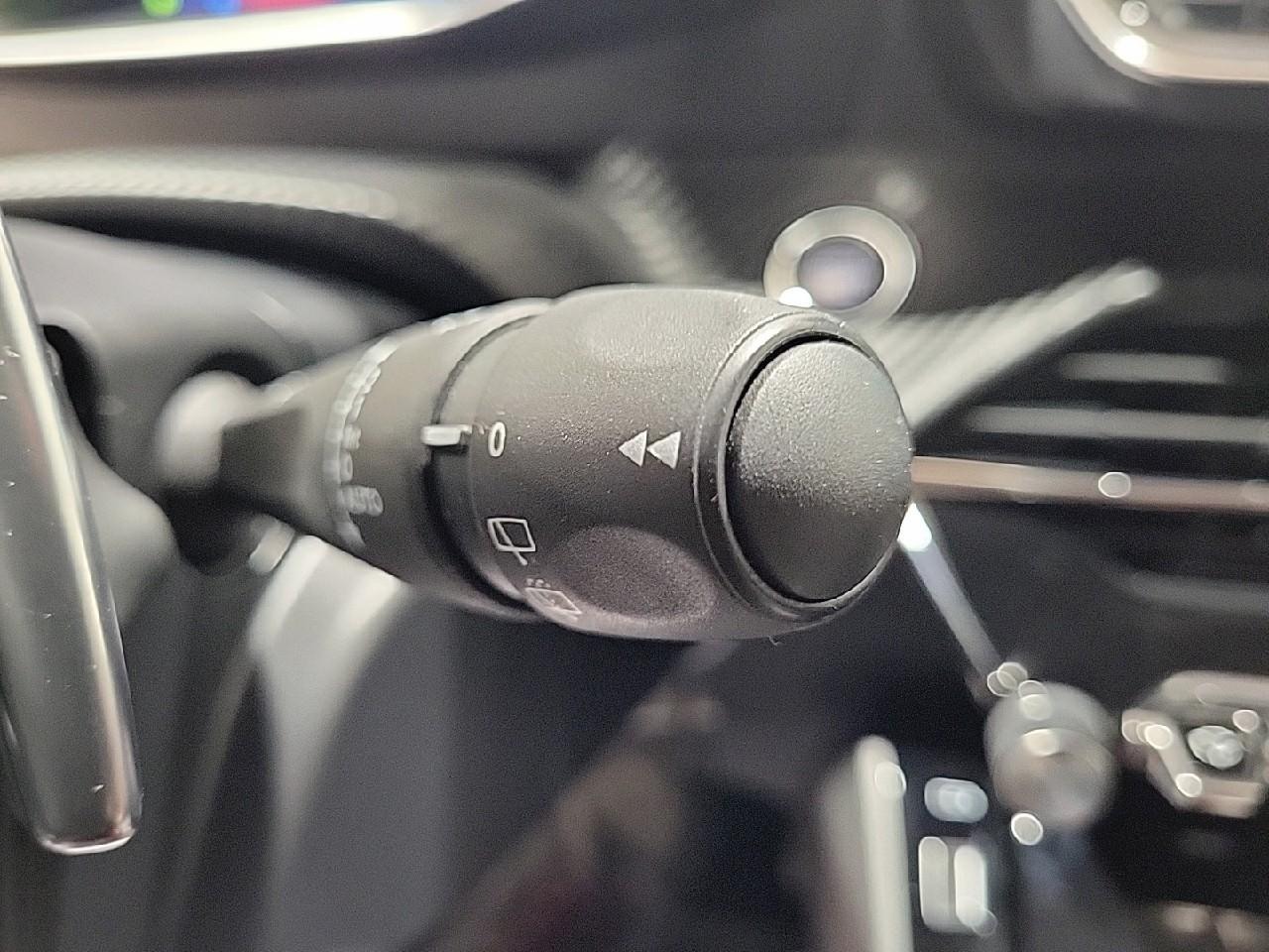 Peugeot 2008 bluehdi 130 s&s eat8 allure pack — photo 21