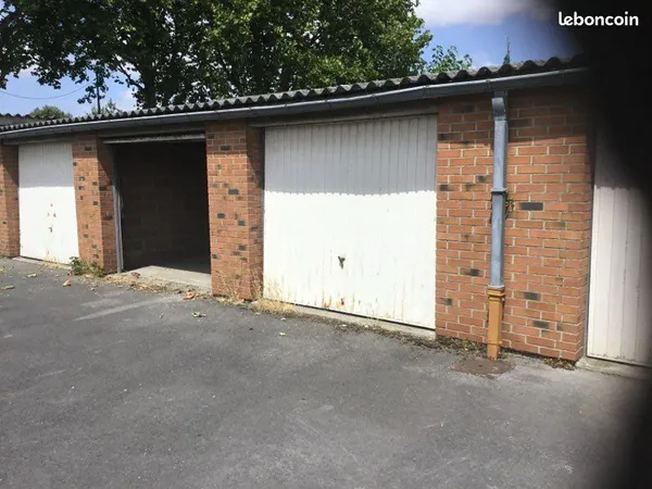 À louer garage 15 m2 Henin Beaumont