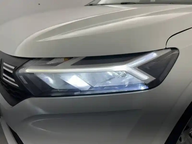 Dacia Sandero eco-g 100 — photo 42