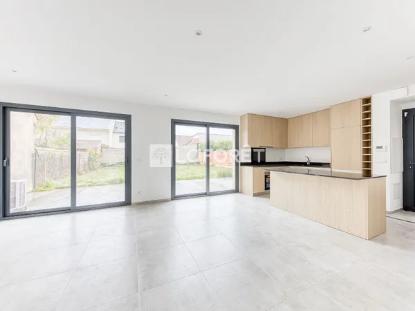 Maison 6 pièces 141 m²