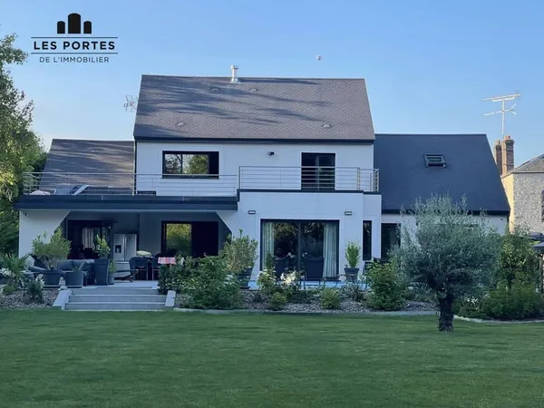 Maison 7 pièces 204 m²