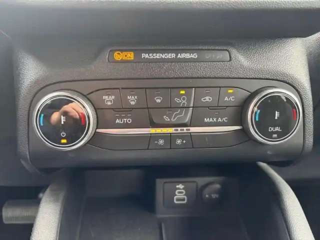 Ford Kuga 2.5 duratec 225ch phev st-line x bva — photo 15