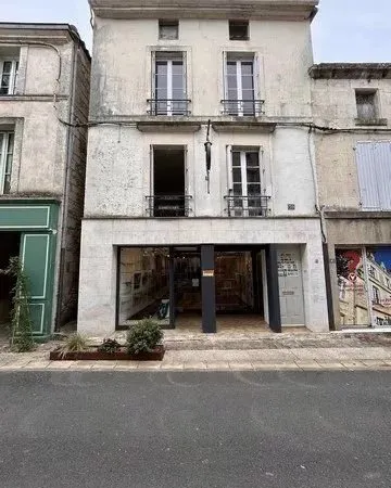 Immeuble 10 pièces 206 m²