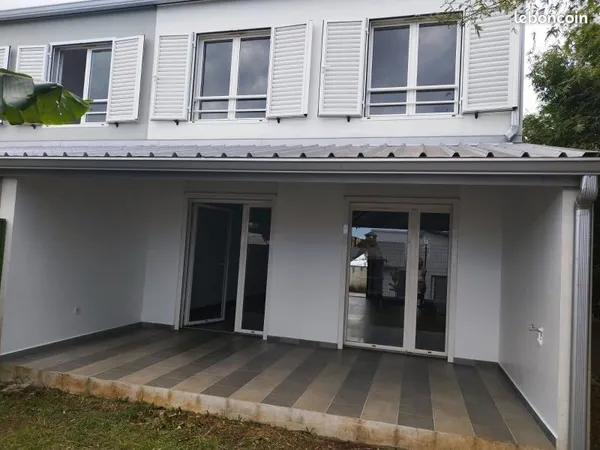 Maison F4 - SAINT-PIERRE - 231000 euros