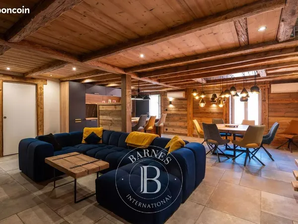 Duplex 7 pièces 143 m²