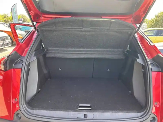 Peugeot 2008 puretech 130 s&amp;s eat8 — photo 7