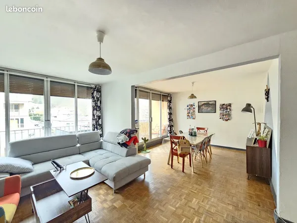 Appartement 4 pièces 76 m²